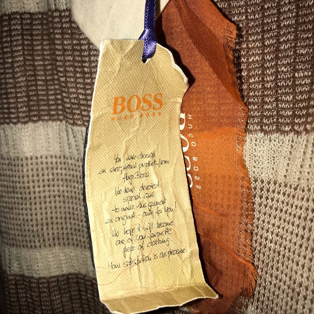 Hugo Boss size L - Picture 2 of 7
